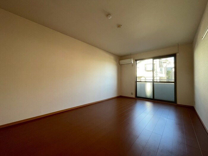 物件内観写真22　(居室)