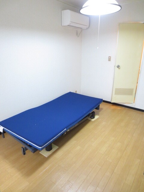 物件内観写真4　(居室)