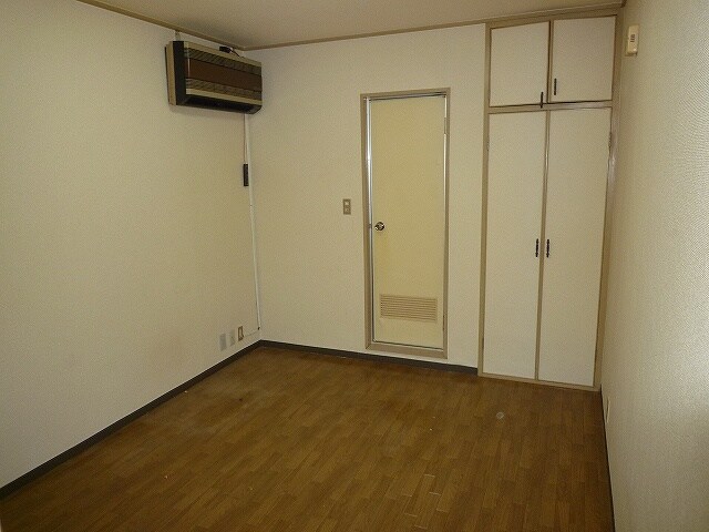 物件内観写真13　(居室)