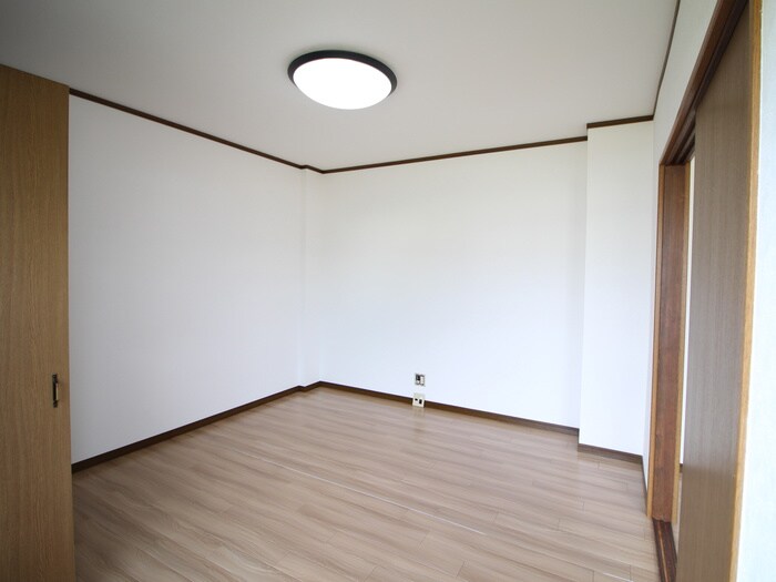 物件内観写真20　(居室)