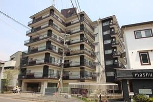 シャトル松尾外観写真