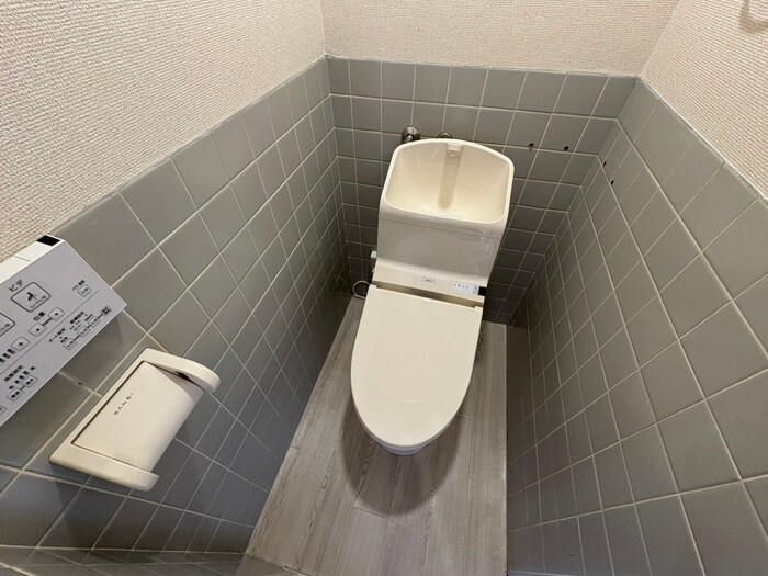 物件内観写真12　(トイレ)