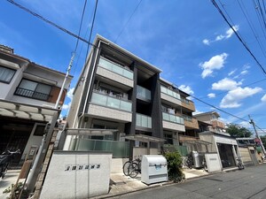 シャーメゾン白梅町外観写真