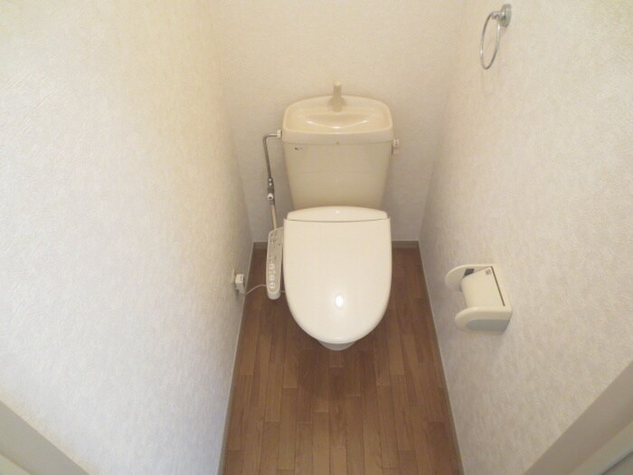 物件内観写真14　(トイレ)