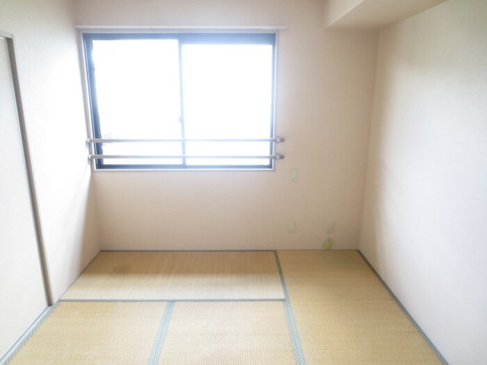 物件内観写真16　(居室)