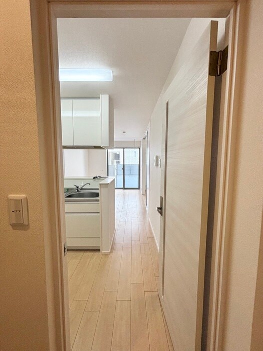 物件内観写真9　(廊下)