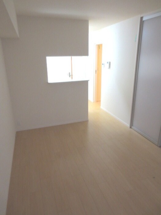 物件内観写真12　(居室)