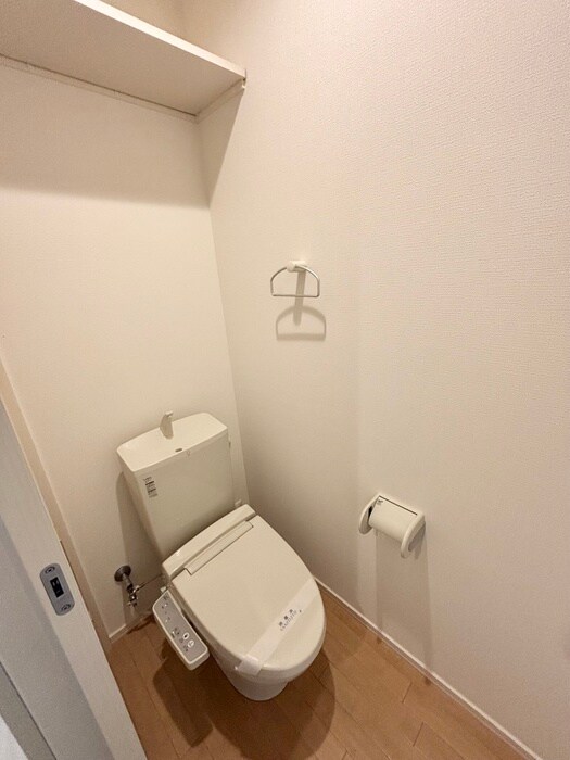 物件内観写真16　(トイレ)