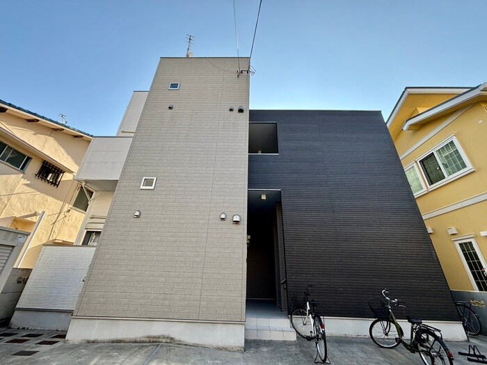 物件外観写真2　(外観写真)