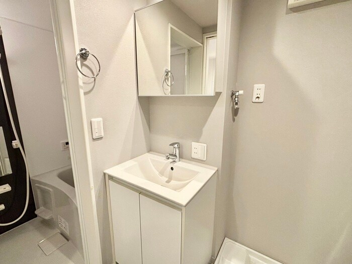 物件内観写真10　(洗面)