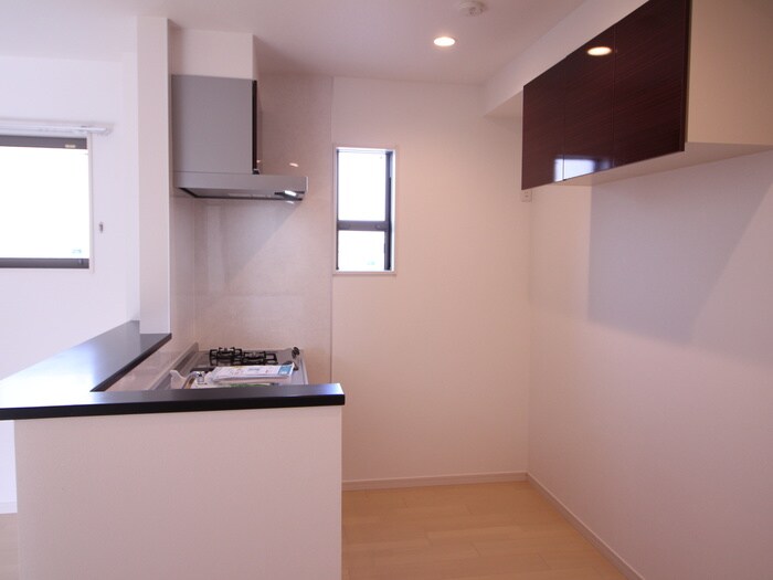 物件内観写真8　(キッチン)