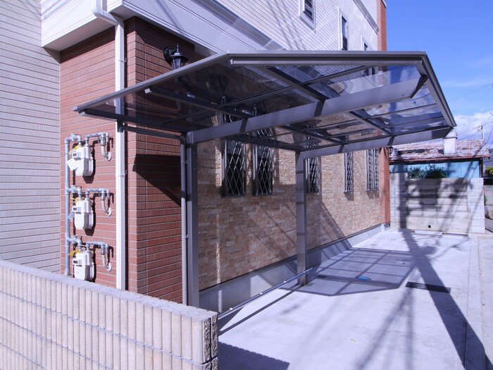 物件外観写真3　(駐輪場)