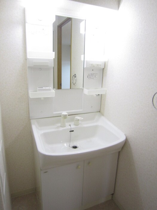 物件内観写真9　(洗面)