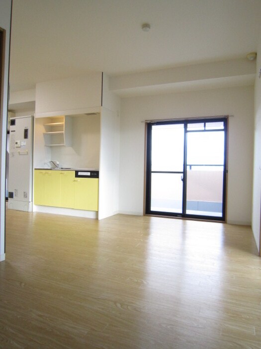 物件内観写真10　(居室)