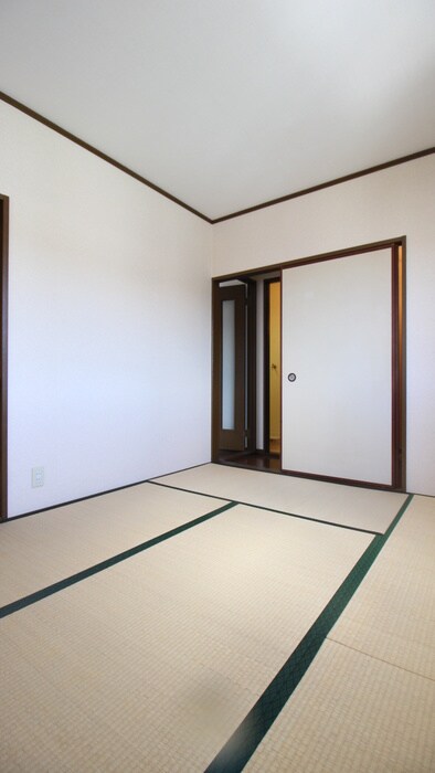 物件内観写真19　(居室)