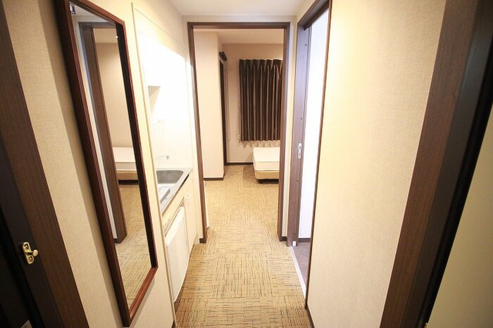 物件内観写真13　(廊下)