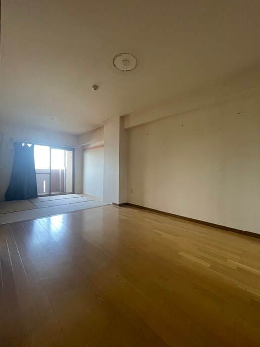 物件内観写真12　(居室)