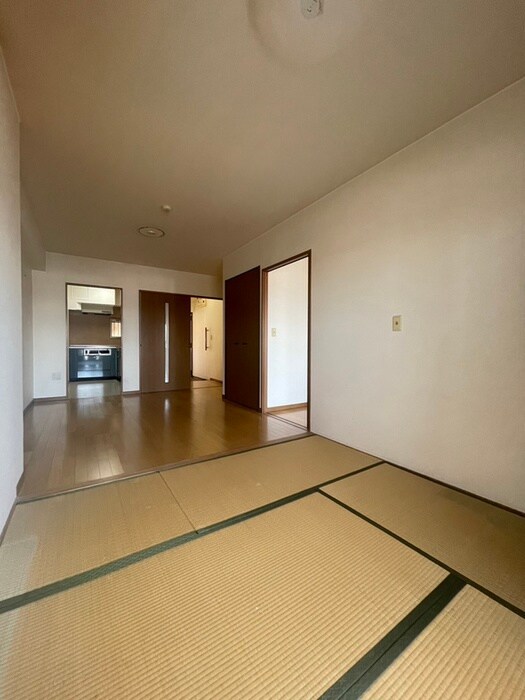 物件内観写真13　(居室)