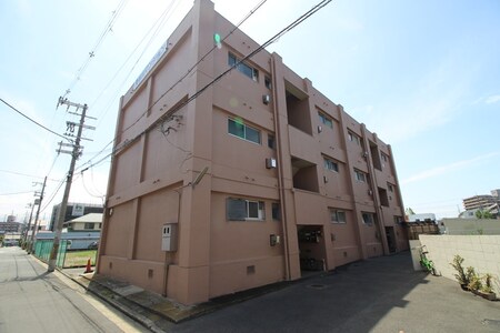 長谷川マンション外観写真