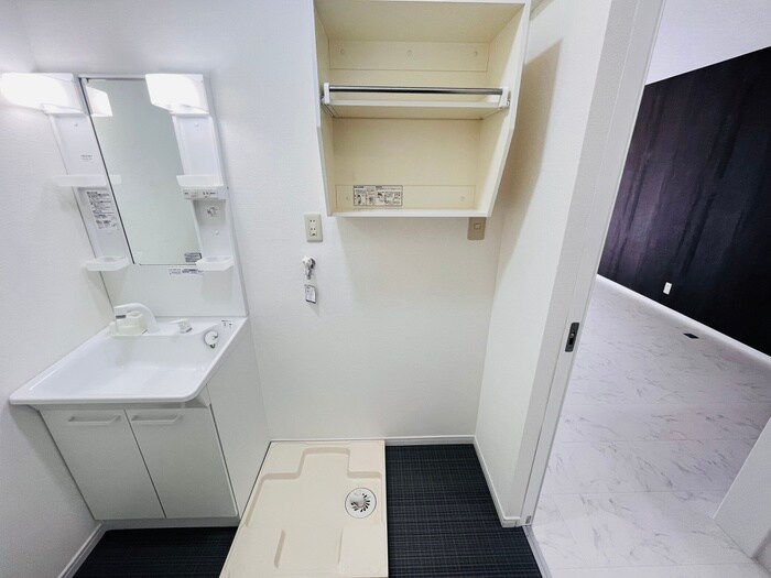 物件内観写真12　(洗濯機置場)