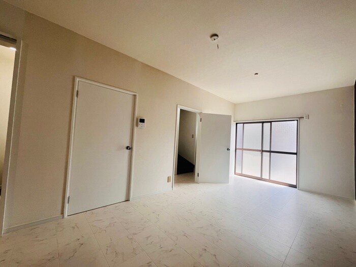 物件内観写真21　(居室)