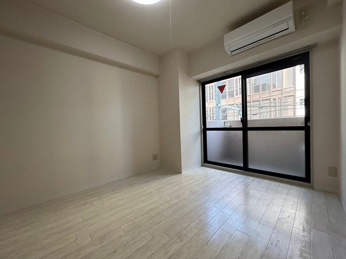 物件内観写真4　(居室)