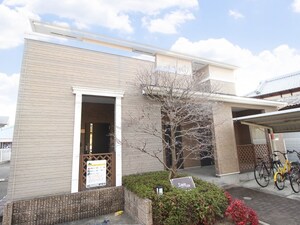 エスポワ－ル久米田外観写真