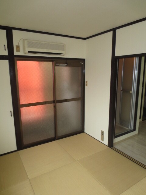 物件内観写真13　(居室)