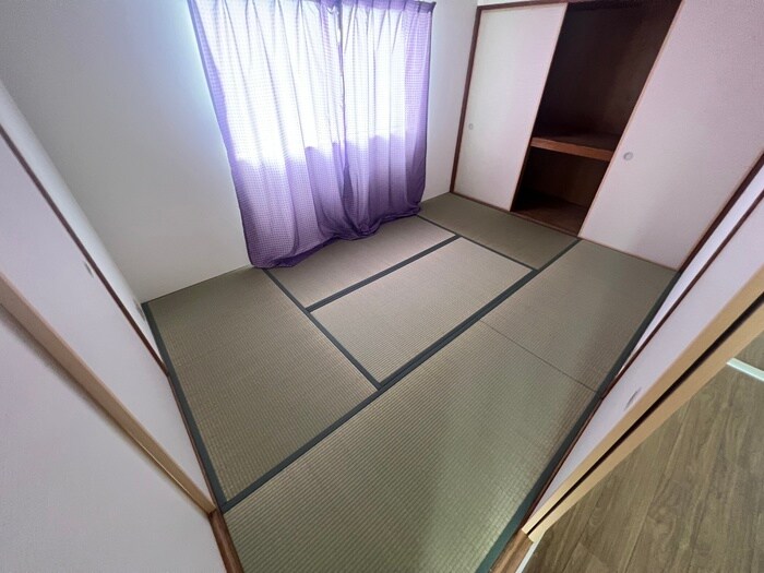 物件内観写真11　(居室)