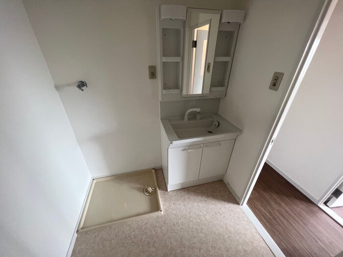 物件内観写真12　(洗面)