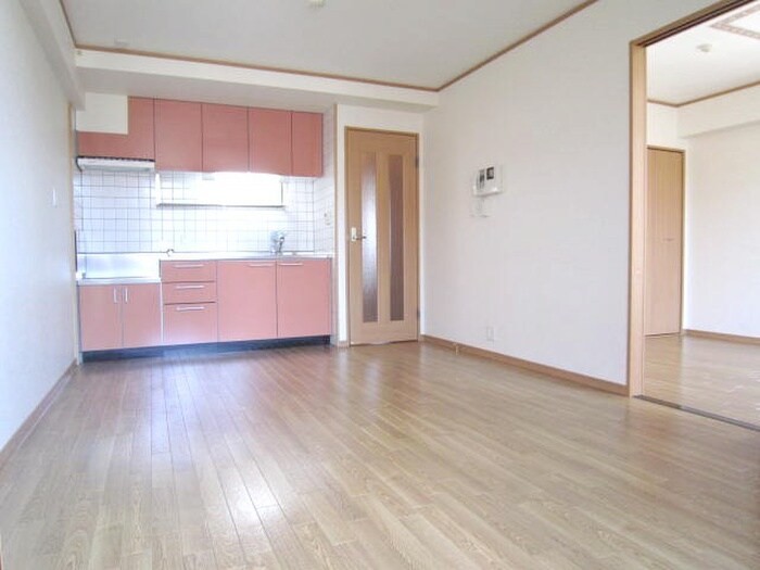 物件内観写真9　(居室)