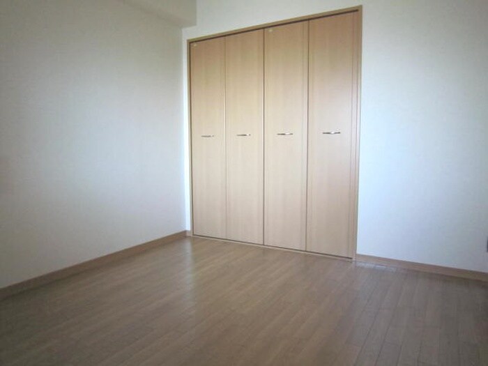 物件内観写真11　(居室)