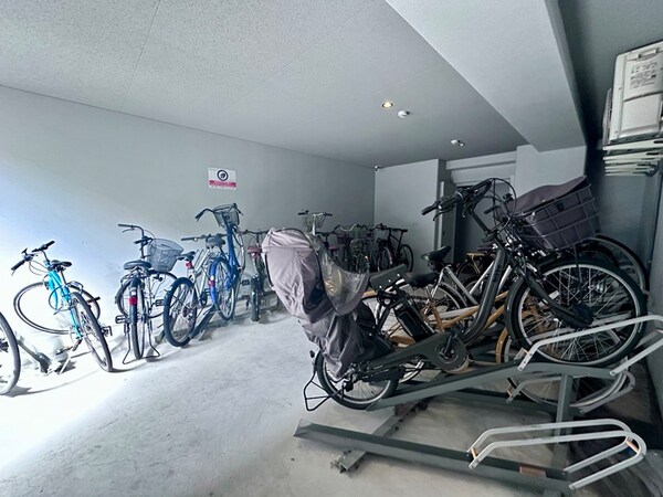 駐輪場