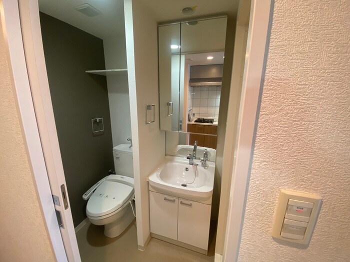 物件内観写真10　(洗面)