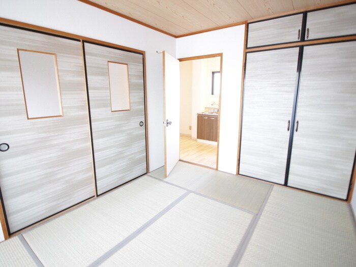 物件内観写真9　(居室)