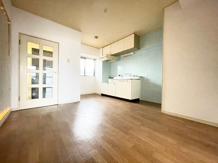 ロジェ－ル観月の居室