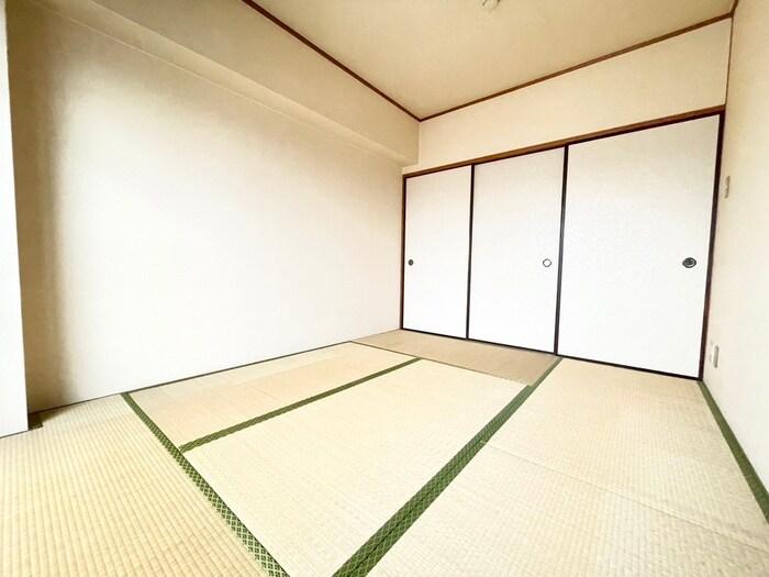 ロジェ－ル観月の居室