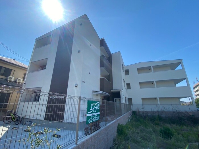 物件外観写真2　(外観写真)