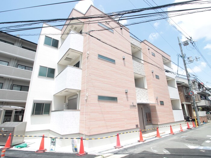 物件外観写真1　(外観写真)