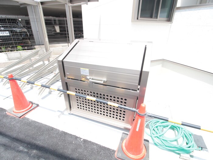 物件外観写真4　(建物設備)