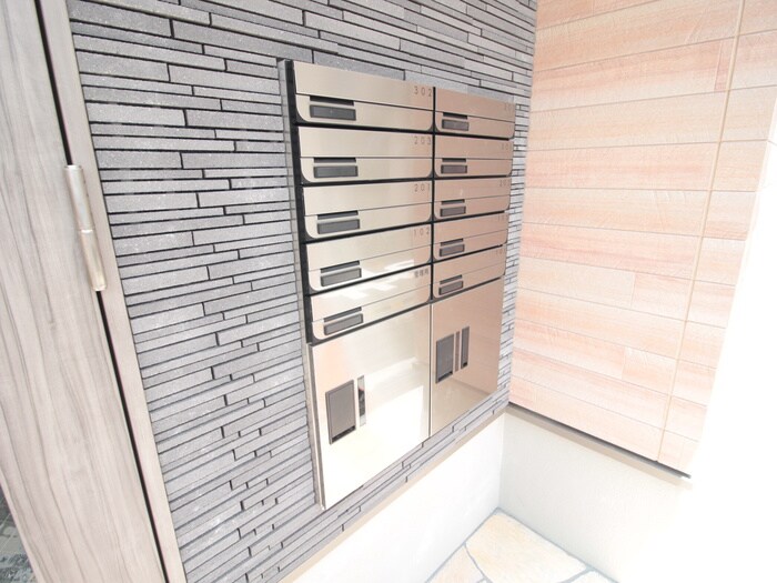 物件外観写真6　(建物設備)