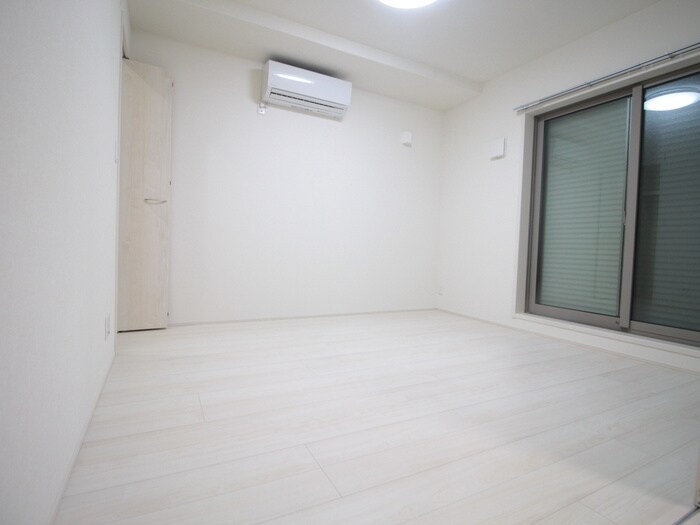 物件内観写真12　(居室)