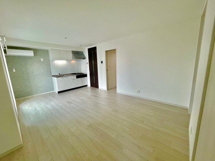 物件内観写真6　(居室)