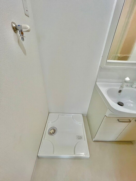 物件内観写真13　(洗濯機置場)