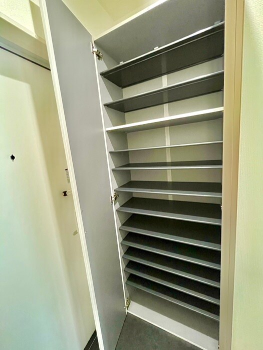 物件内観写真17　(靴箱)