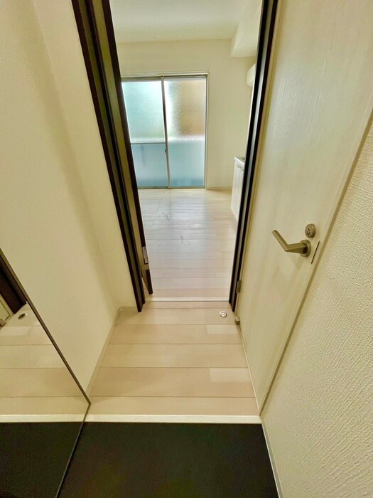 物件内観写真18　(廊下)