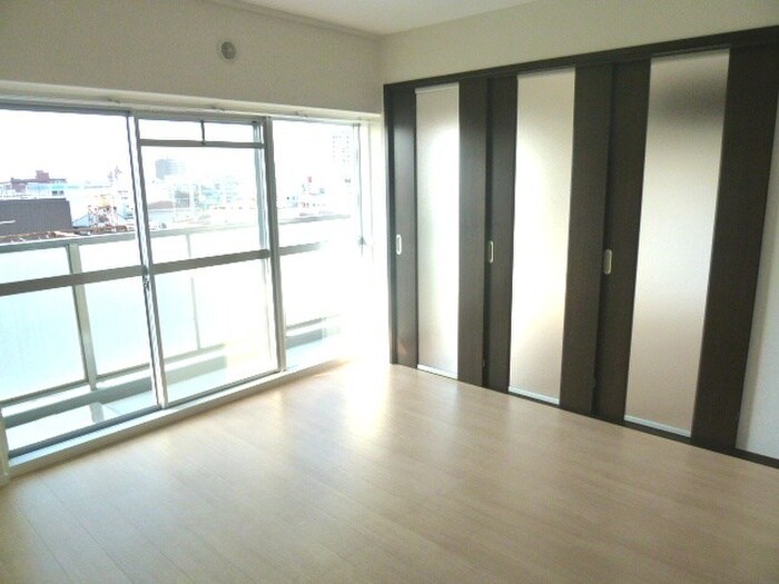 物件内観写真15　(居室)