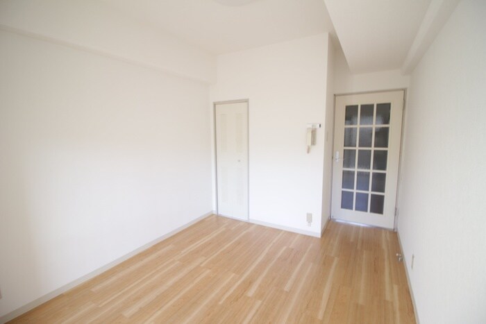 物件内観写真15　(居室)