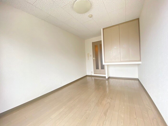 物件内観写真5　(居室)