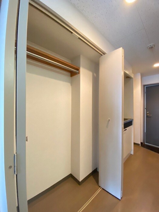 物件内観写真7　(収納)
